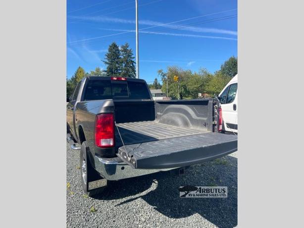 Used 2017 Dodge RAM 2500 image 5