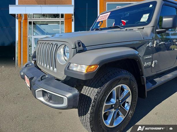 2021 Jeep Wrangler Unlimited Sahara 4x4 | One Owner! image 8