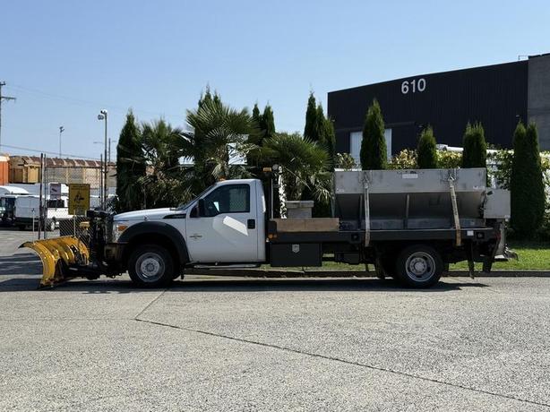 2011 Ford F-550 Dually Diesel 4X4 13-Foot Flat Deck Plow & Sander Truck image 6