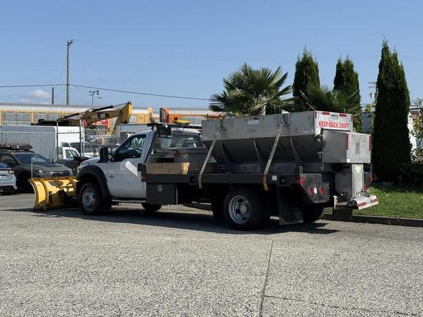 2011 Ford F-550 Dually Diesel 4X4 13-Foot Flat Deck Plow & Sander Truck image 7