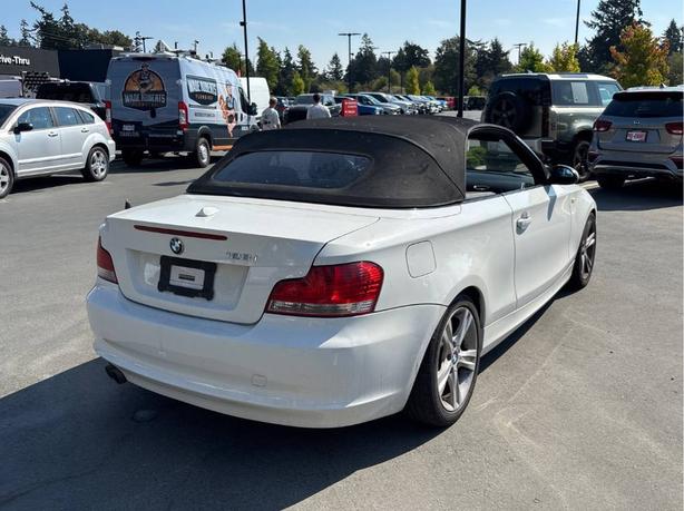 2008 BMW 1 Series 2dr Cabriolet 128i | Soft Top | Keyless Entry! image 5