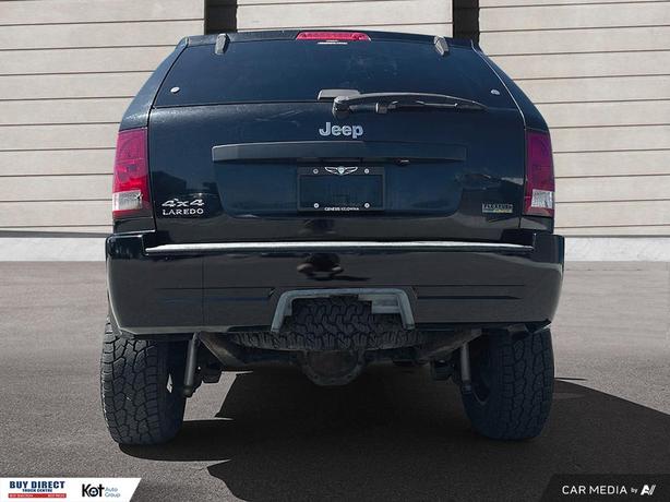 2007 Jeep Grand Cherokee Laredo image 5