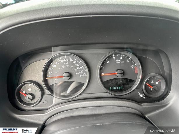 2013 Jeep Compass North image 7