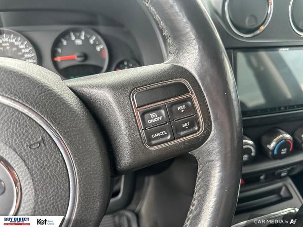 2013 Jeep Compass North image 8