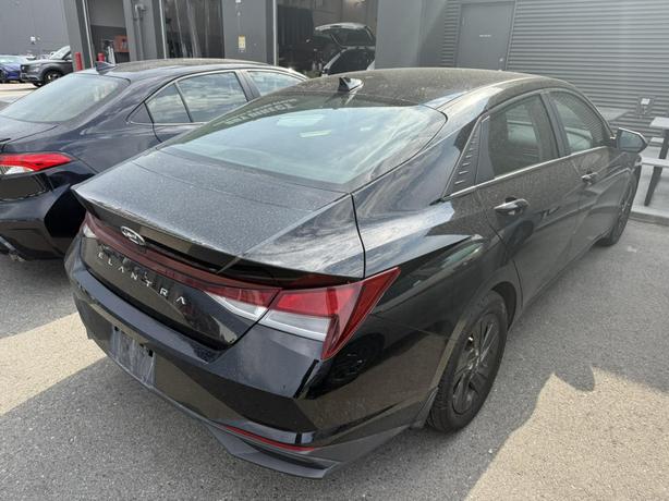2021 Hyundai Elantra Preferred image 4