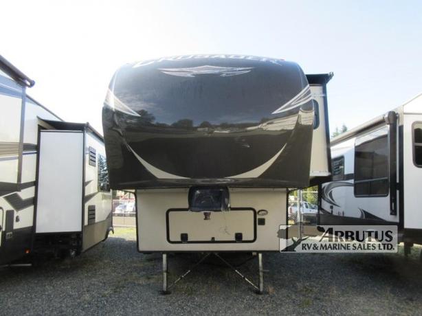 Used 2015 Prime Time RV Crusader 335BHS image 2