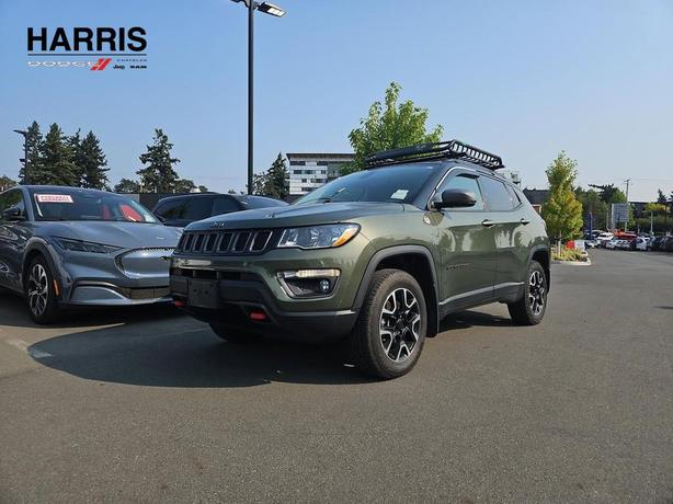 2020 Jeep Compass Trailhawk 4x4 | No Reported Accidents | One Owner! image 1