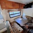 Used 2011 R-Vision Super Sport 19FS thumbnail image 8