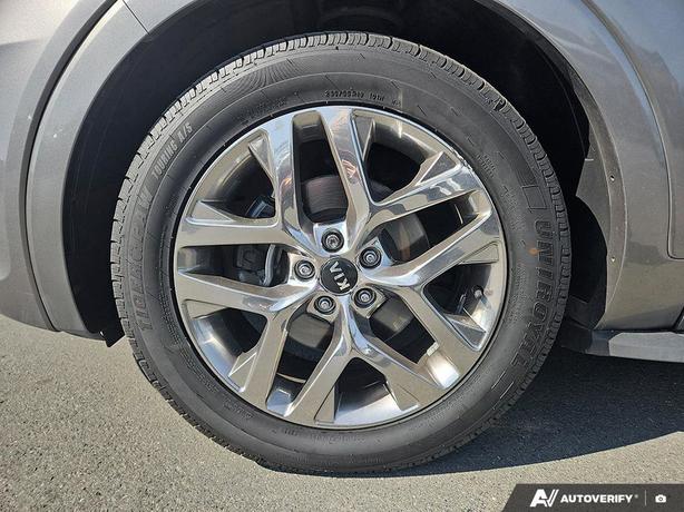2019 Kia Sorento AWD | Premium Leather | Heated Seats! image 6