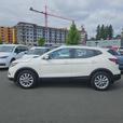 2023 Nissan Qashqai SV AWD | Heated Seats | Adaptive Cruise Control | One Owner! thumbnail image 3