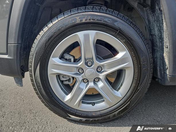 2024 Jeep Compass North 4x4 Sport Utility | Remote Start | One Owner! image 6