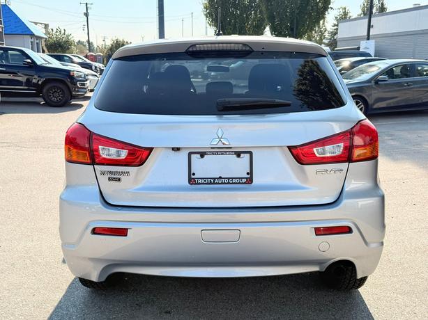 2012 Mitsubishi RVR AWD 4dr CVT SE image 7