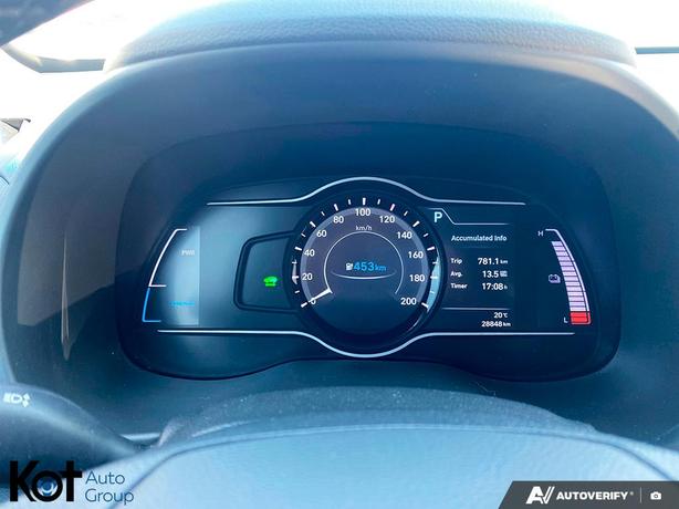 2021 Hyundai Kona Electric Preferred HEATED SEATS AND STEERING WHEEL! APPLE CARP image 8