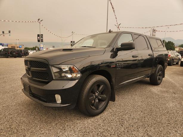 2020 RAM 1500 Classic Express | 5'7" Box | 5.7L HEMI V8 | Apple CarPlay & Androi image 1