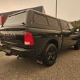 2020 RAM 1500 Classic Express | 5'7" Box | 5.7L HEMI V8 | Apple CarPlay & Androi thumbnail image 3