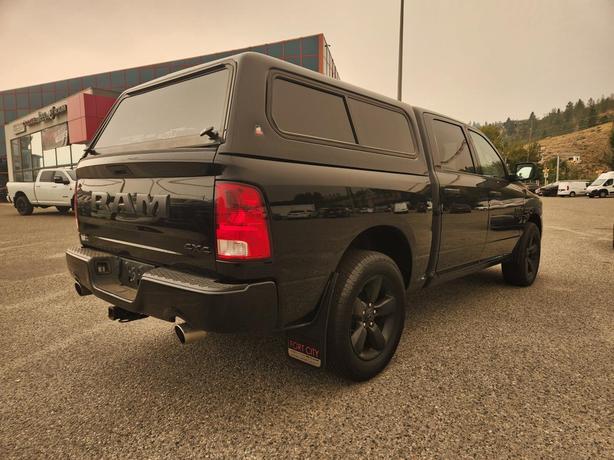 2020 RAM 1500 Classic Express | 5'7" Box | 5.7L HEMI V8 | Apple CarPlay & Androi image 3