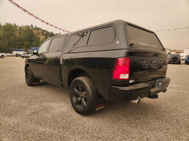 2020 RAM 1500 Classic Express | 5'7" Box | 5.7L HEMI V8 | Apple CarPlay & Androi image 4