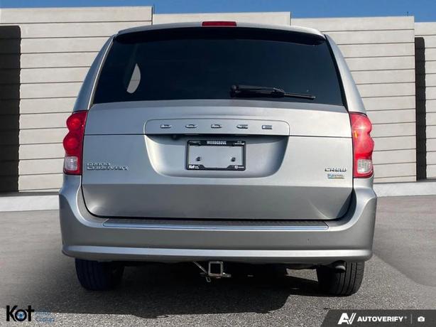 2017 DODGE GRAND CARAVAN image 5