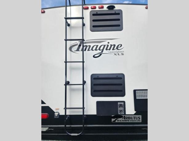 Used 2021 Grand Design Imagine XLS 17MKE image 4