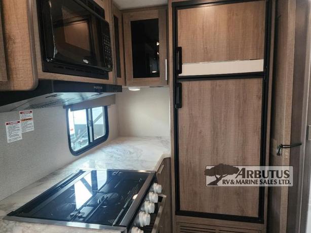 Used 2021 Grand Design Imagine XLS 17MKE image 7