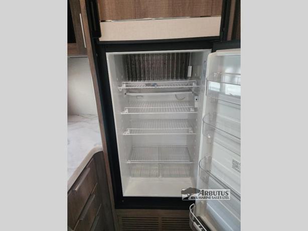 Used 2021 Grand Design Imagine XLS 17MKE image 8