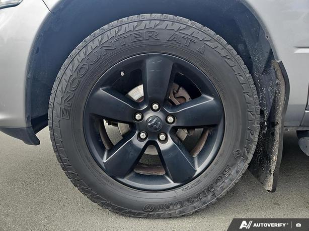 2019 RAM 1500 Classic Express 4x4 Crew Cab 5'7 Box | Back-Up Camera | Keyless En image 6