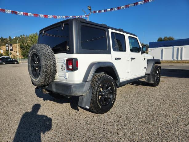 2020 Jeep Wrangler Willys | 3.0L V6 EcoDiesel | Fully Loaded! | Trailer Tow Pack image 3