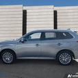 2020 Mitsubishi Outlander PHEV Base thumbnail image 3