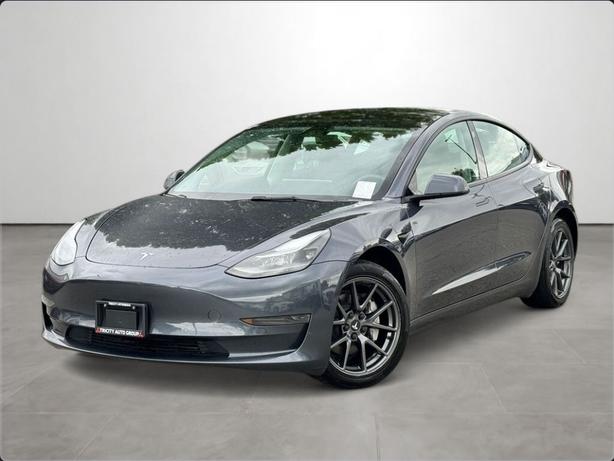 2022 Tesla Model 3 Standard Range - No Accidents! image 1