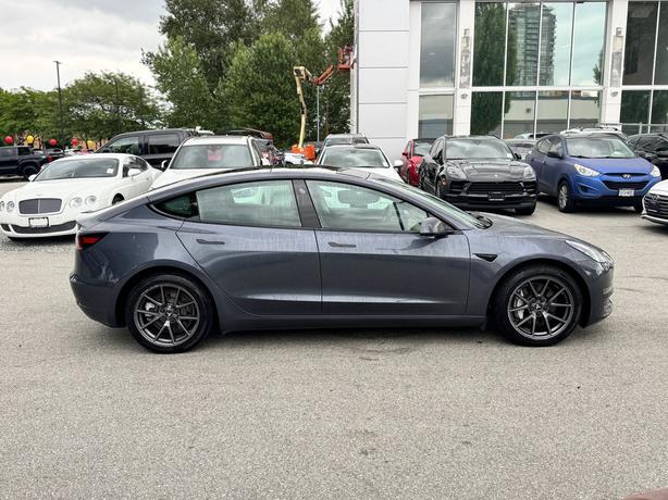 2022 Tesla Model 3 Standard Range - No Accidents! image 4