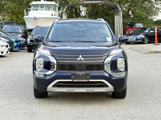 2024 Mitsubishi Outlander PHEV GT image 3