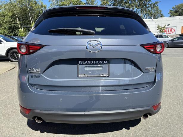 2021 Mazda CX-5 Signature image 6