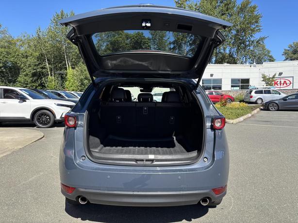 2021 Mazda CX-5 Signature image 7