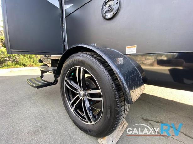 Used 2018 Travel Lite Falcon F-21RB image 5