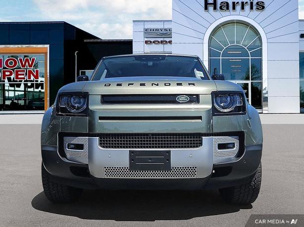 2023 Land Rover Defender 90 S AWD | Low Km's | No Reported Accidents! image 2