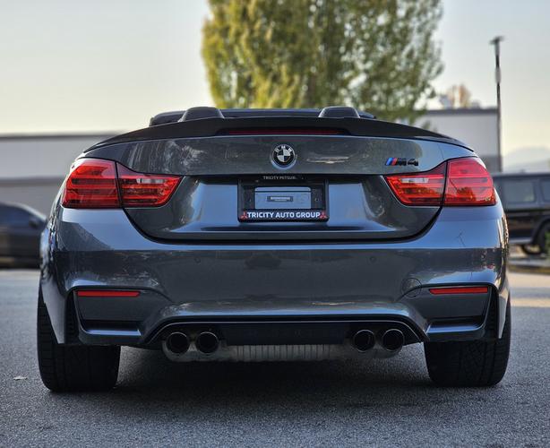 2015 BMW M4 - Hardtop, Loaded, Local BC, Executive Package image 6