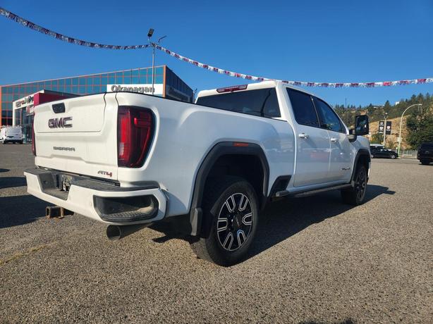 2021 GMC Sierra 3500 AT4 | 6.6L V8 DURAMAX TURBO DIESEL | Heated & Ventilated Se image 3