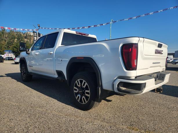 2021 GMC Sierra 3500 AT4 | 6.6L V8 DURAMAX TURBO DIESEL | Heated & Ventilated Se image 4