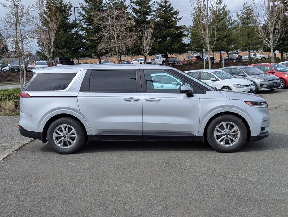 2023 Kia Carnival LX - No Accidents, Rear A/C Controls display photo