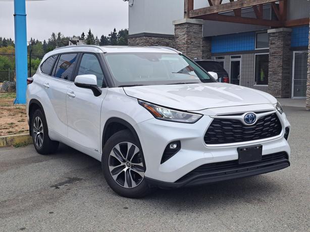 2023 Toyota Highlander Hybrid XLE AWD - Heated Seats, Moonroof image 4