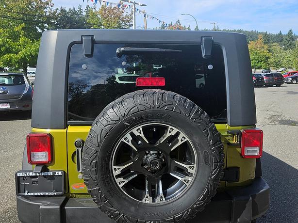 2008 Jeep  Wrangler Unlimited Rubicon image 5
