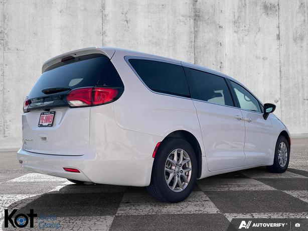 2024 Chrysler Grand Caravan SXT | Remote Start | Power Liftgate | Stow 'n Go Sea image 5