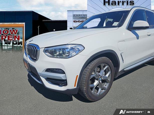 2021 BMW X3 X3 xDrive30e Plug-In Hybrid | Blind Spot Monitor | Low Km's! image 8