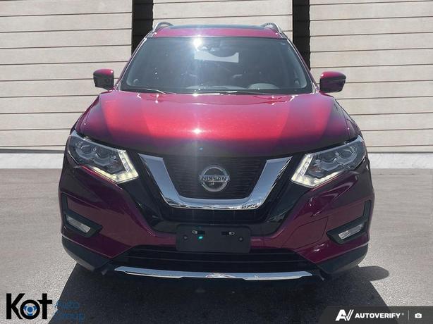 2020 Nissan Rogue SL HEATED FRONT SEATS! BLUETOOTH! SUNROOF! LEATHER INTERIOR! image 2