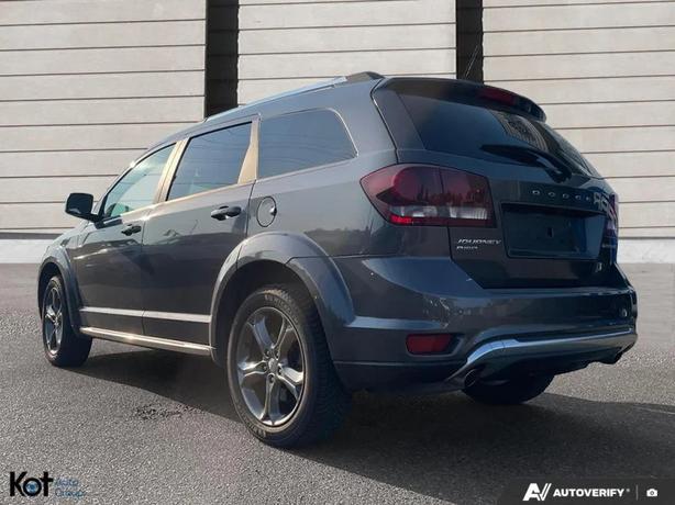 2015 DODGE JOURNEY image 4