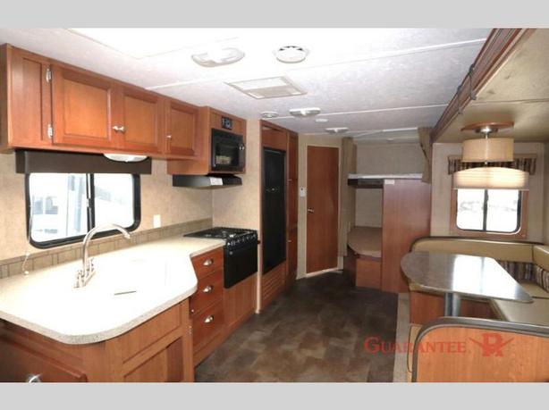 Used 2014 Dutchmen RV Coleman Expedition CTS262BH image 8