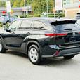 2021 Toyota Highlander LE AWD thumbnail image 7