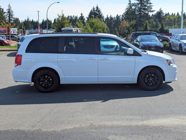 2019 Dodge Grand Caravan GT - Power Doors, Heated Seats, DVD Player image 5