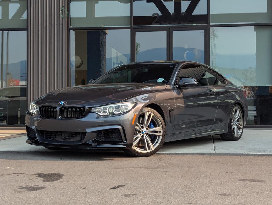 2014 BMW 4 Series 435i - No Accidents, Low KMs, Sunroof, NAV display photo