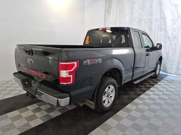 2020 Ford F-150 XLT 4WD SuperCab 6.5' Box | One Owner | No Accidents! image 3